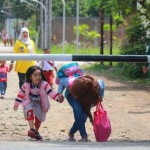 Akses Jalan Menuju Sekolah Ditutup