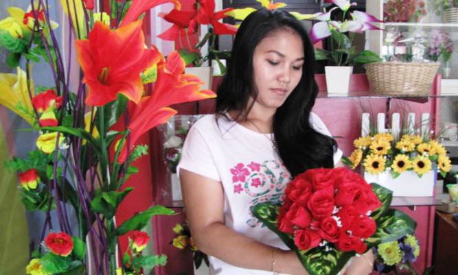 Bunga Buatan, Tahan Lama Guys!