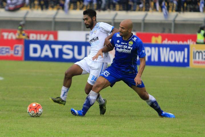 Gagal Tembus 4 Besar, Djanur Sampaikan Maaf kepada Bobotoh persibbbb