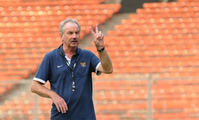 Beda Strategi, Riedl Akan Tambah Pemain Naturalisasi Beda Strategi, Riedl Akan Tambah Pemain Naturalisasi