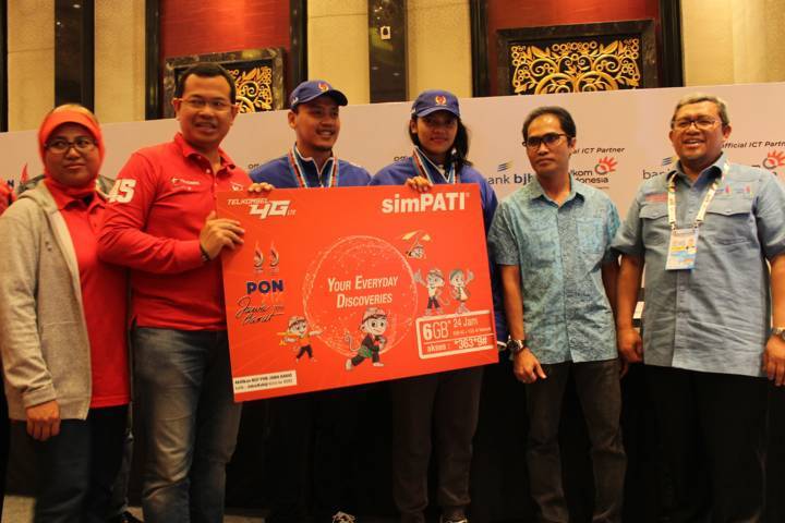 6.000 Relawan Dibekali Kartu simPATI Edisi PON XIX