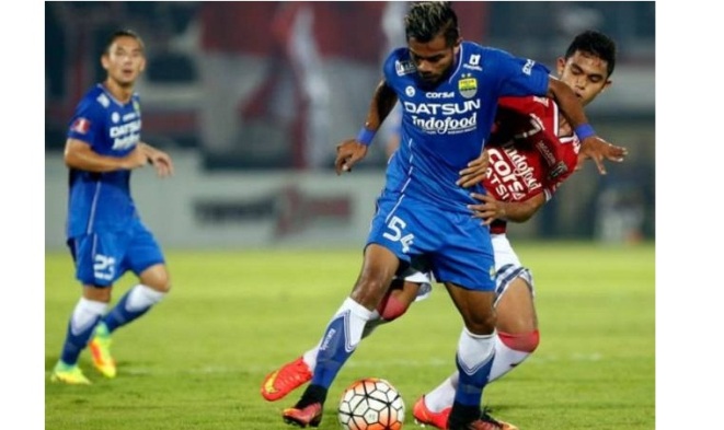 Djanur Pahami Kritikan Bobotoh bu-v-persib