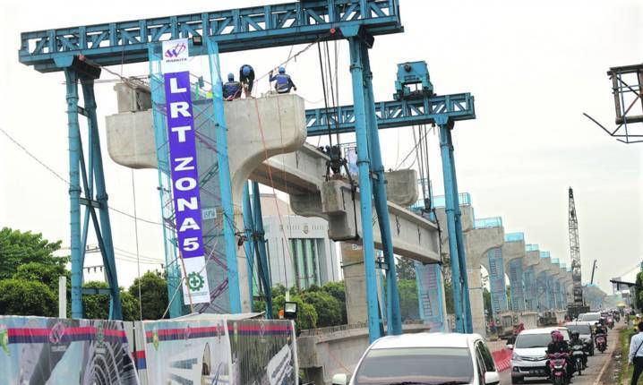 Kebut Perizinan Pembangunan Light Rail Transit Kebut Perizinan Pembangunan Light Rail Transit
