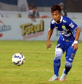 M Agung Merumput di Persela M Agung Merumput di Persela