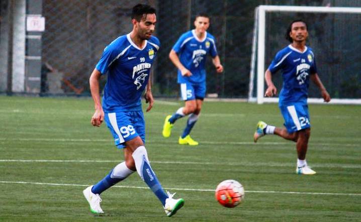 latihan-persib-morcos-flores