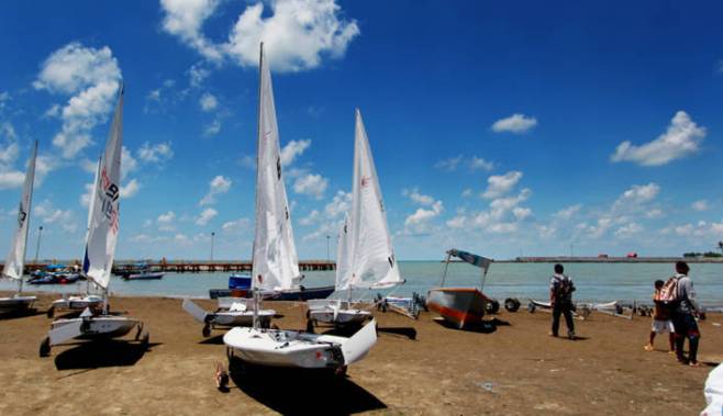 pantai-balongan