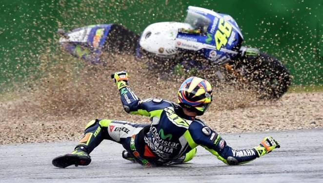 rossi-crash-misano