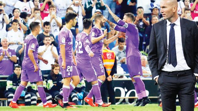 Espanyol 0 vs Real Madrid 2: Setara dengan Guardiola zidane-madrid