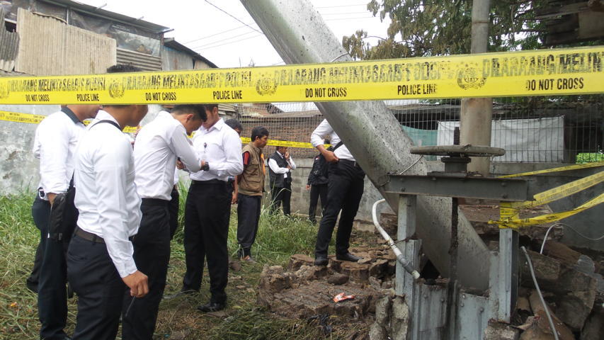 Tiga Teknisi PT DMC Terluka Akibat Pipa Saluran Uap PT Tri Bintang Lokawarna Meledak Tiga Teknisi PT DMC Terluka Akibat Pipa Saluran Uap PT Tri Bintang Lokawarna Meledak