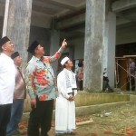 Abubakar Tinjau Pengerjaan Masjid, Pembangunan Akan Ditambah dari APBD