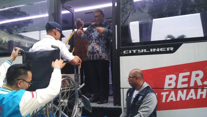 Sediakan Bus Khusus untuk Atlet