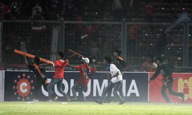 Persib Hadapi Denda dari Dua Laga