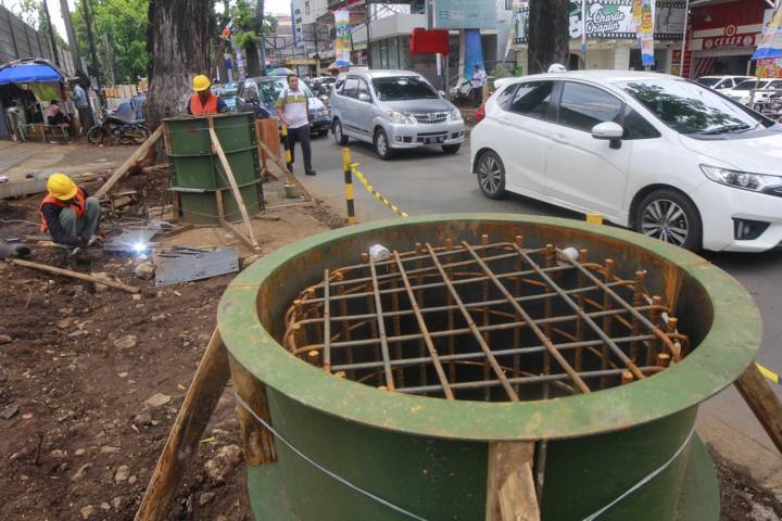 Hindari Jalan Kiaracondong, Banyak Pipa PDAM Bocor