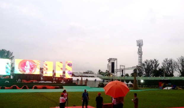 Panggung Megah & Dekorasi Multimedia Panggung Megah & Dekorasi Multimedia