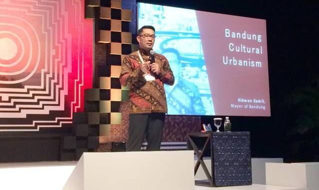 Sentuh Fisik Kota dan Mental Warga Sentuh Fisik Kota dan Mental Warga