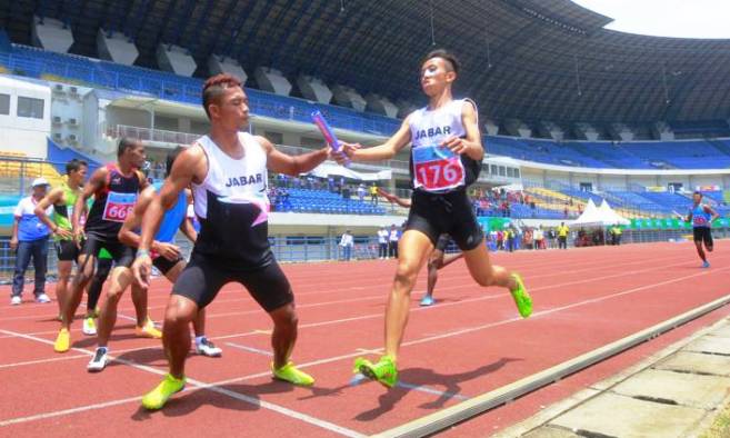 Jabar Jadi yang Tercepat, Lari Estafet T-54 Putra Raih Emas estafet