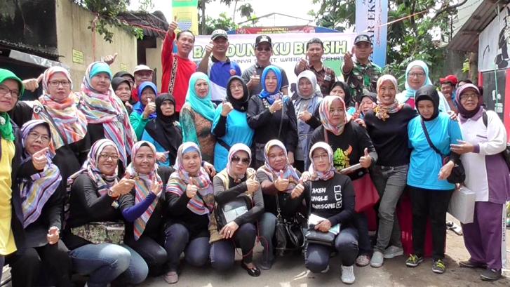 RW 05 Kelurahan Pasirluyu Antusias Ikuti Kegiatan Bandungku Bersih RW 05 Kelurahan Pasirluyu Antusias Ikuti Kegiatan Bandungku Bersih