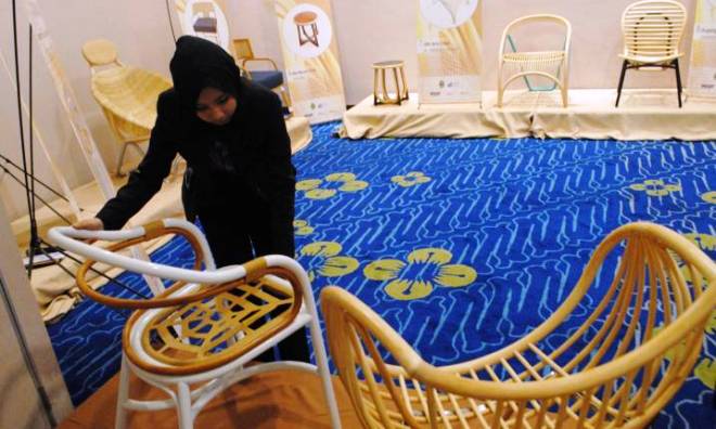 lomba-mebel-rotan