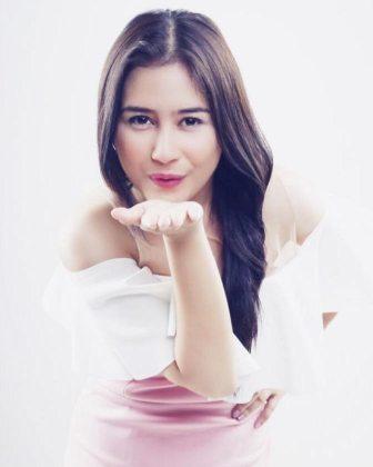 Prilly Latuconsina