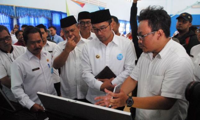 Pemecatan Kepsek Mentah, Pemprov Jabar Bisa Lindungi Kepala Sekolah