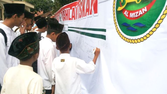 Dukungan untuk Dahlan Terus Mengalir