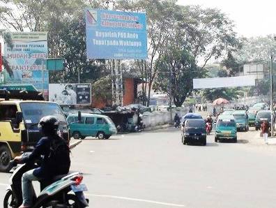 Pembangunan Cileunyi Square Molor