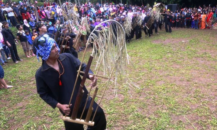 Angklung Pride 6 Lebih Merakyat