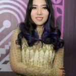 Isyana Sarasvati Curhat Isyana di Atas Panggung Isyana Sarasvati