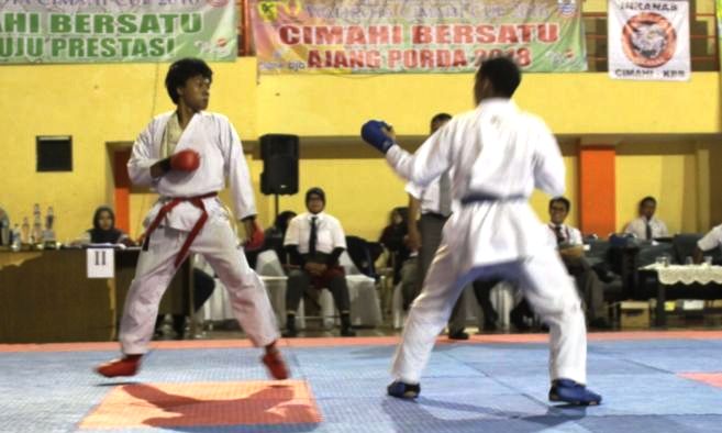 Akan Bagikan Uang Kadeudeuh, Rp 130 Juta untuk 18 Altet PON XIX