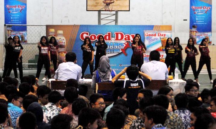 13 Tim Tampil Atraktif Dalam Roadshow Good Day Good Dance Competition 2016 13 Tim Tampil Atraktif Dalam Roadshow Good Day Good Dance Competition 2016