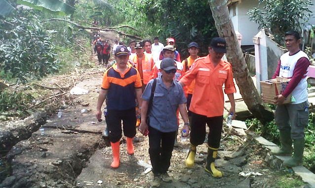 Waspada Pergerakan Tanah Masih Terjadi bencana