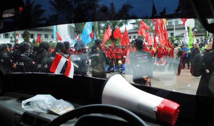 Buruh Sebut UMK 2017 Terlalu Kecil buruh