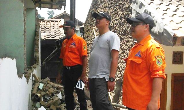 Diguncang Gempa 4,2 SR, Warga Luka-luka
