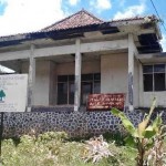 Sudah Dibangun Batal Jadi Kantor, Dibiarkan Terlantar