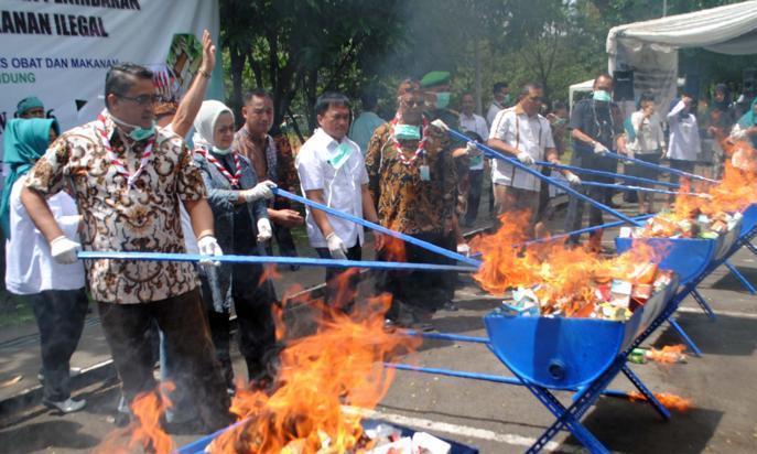 Peredaran Obat Ilegal Online Sulit Diberantas