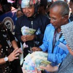 Dua Mobil Kas Keliling BI Layani Penukaran