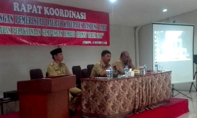 Pejabat Harus Melayani Masyarakat dengan Baik Pejabat Harus Melayani Masyarakat dengan Baik