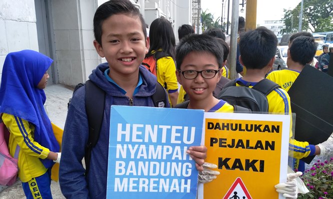 Ajarkan Siswa Cintai Alam dan Menaati Aturan Ajarkan Siswa Cintai Alam dan Menaati Aturan