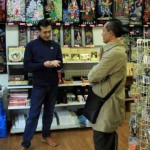 Demi Anak, Rela Lepaskan Gaji Besar di Perusahaan