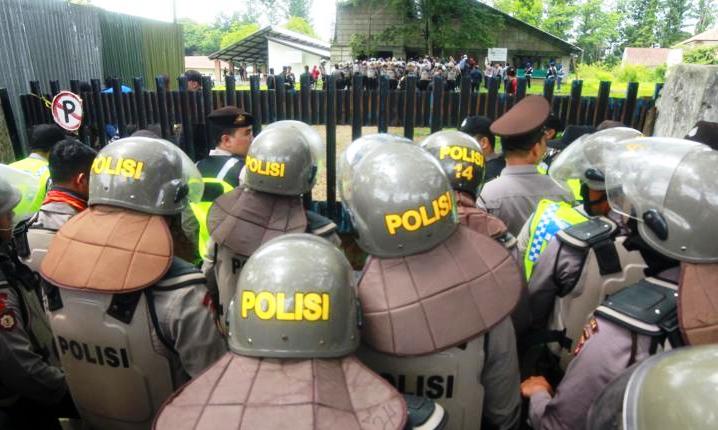 Eksekusi SMAK Dago Batal