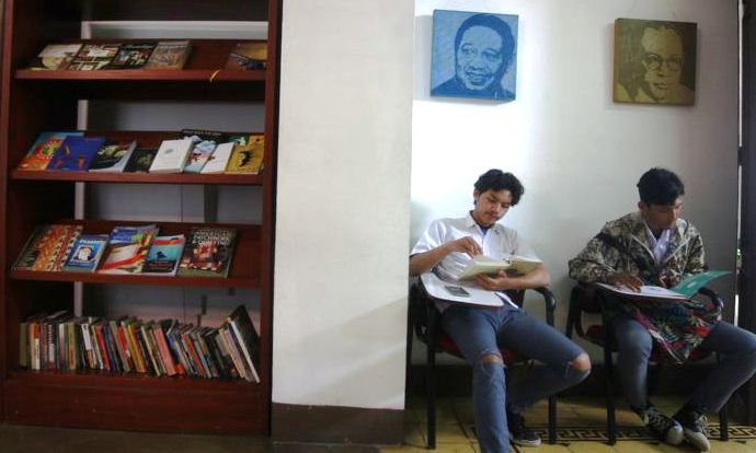 Pekan Literasi Kebangsaan Giring Lebih Selektif Berteman Pekan Literasi Kebangsaan Giring Lebih Selektif Berteman
