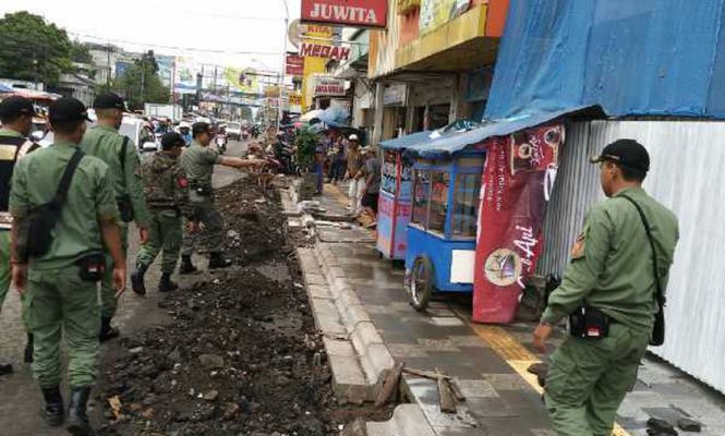 PKL Kosambi Segera Direlokasi