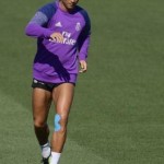Cristiano Ronaldo Tak Suka Hitam