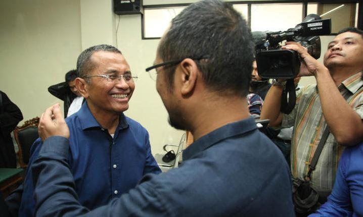 Pengunjung Sidang Dahlan Ikut Menangis
