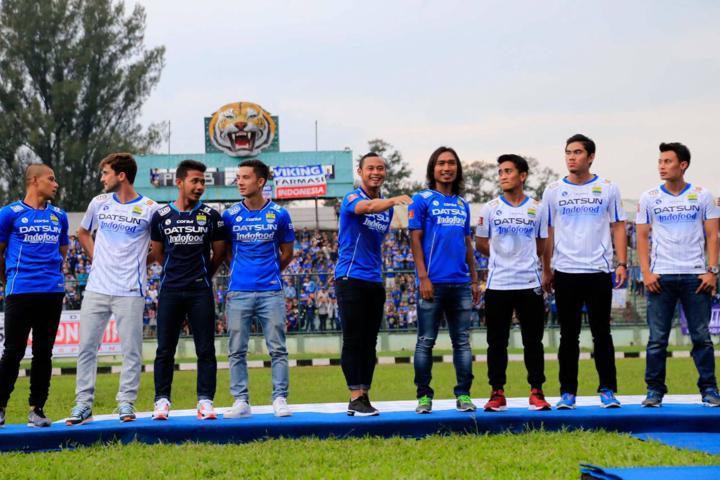Jersey Biru Tetap Dipertahankan Persib Jersey Biru Tetap Dipertahankan Persib