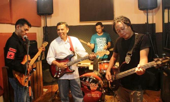 Ajay-Ngatiana Pilih Kirab Budaya