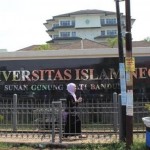 Dosen Berkelit Tak Hadir