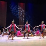 Belajar di Bandung, Topeng Kelana Jadi Favorit