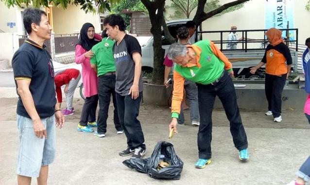 Gerakkan Semangat Warga Dukung Bandung Juara