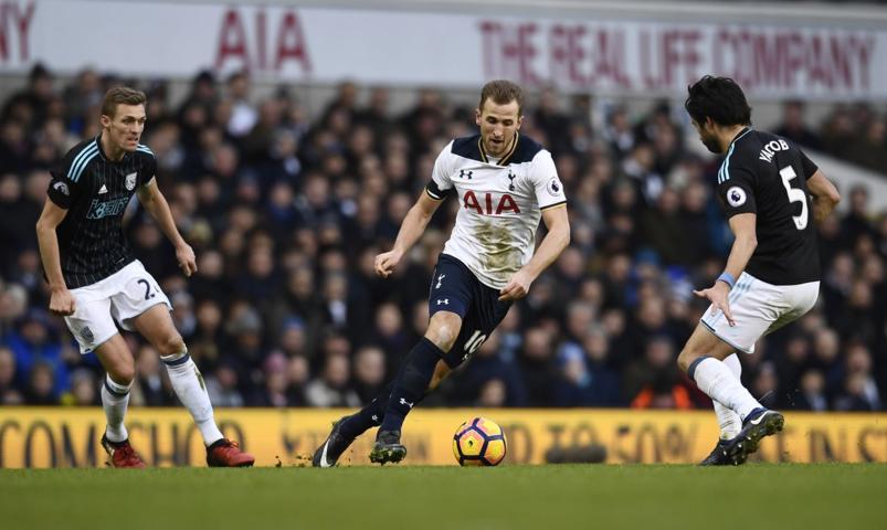 Tiga Wakil London Menggila, Persaingan Premier League Memanas